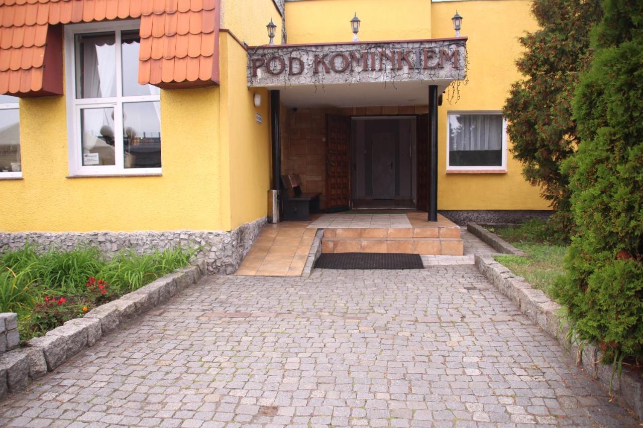 Zajazd Pod Kominkiem - Brzoza Kolo Torunia Esterno foto